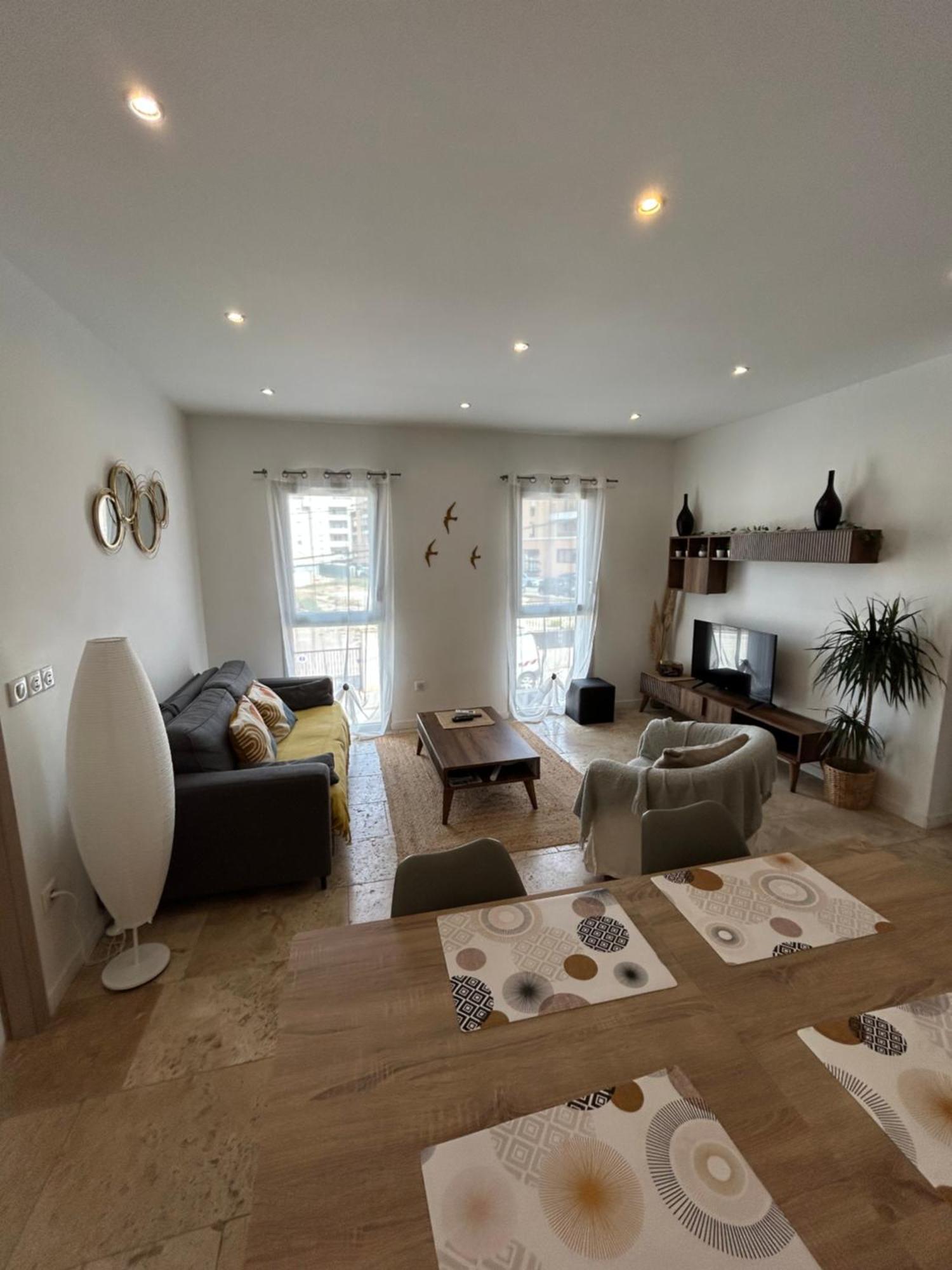 Appartement T3 Dans Maison Neuve 7 Couchages La Seyne-sur-Mer Exterior photo